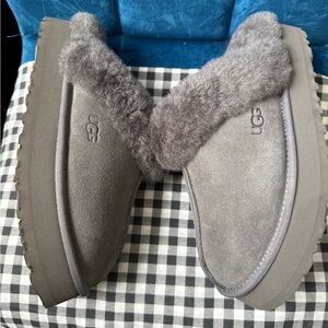 UGG Gray Sheepskin with Plush Lining